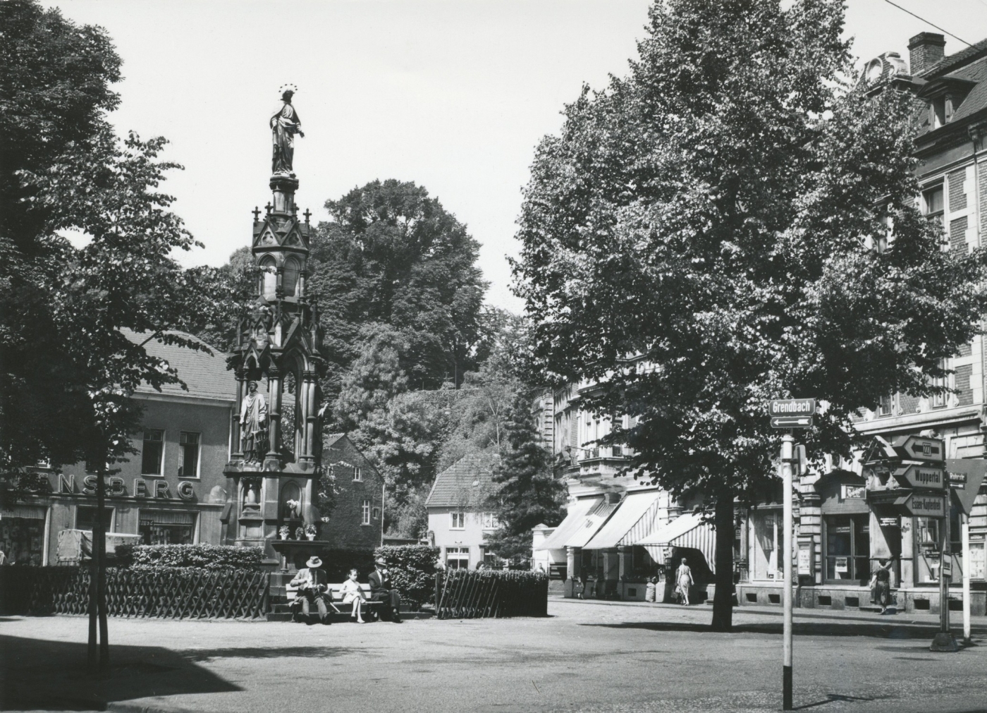 05. Grendplatz, alter Standort Mariensaule.jpg